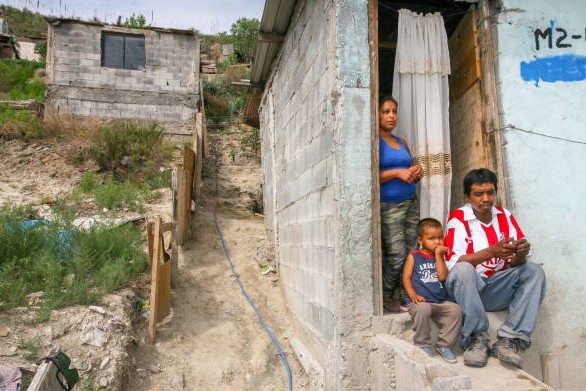 Aumenta la desconfianza ciudadana hacia la política y sus&nbsp;instituciones